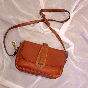 Vintage Dooney and bourke crossbody bag